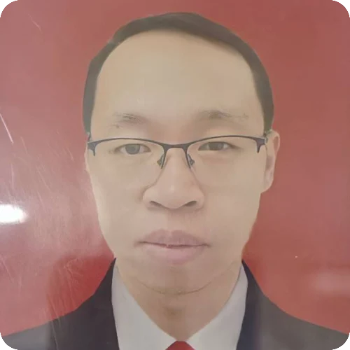 王丽斌