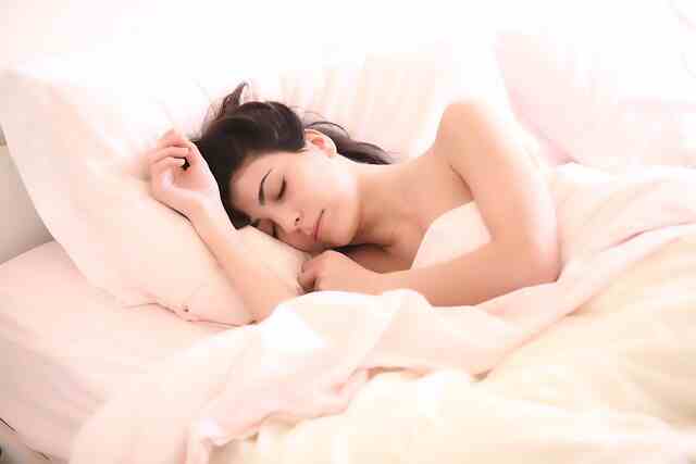 走进睡眠障碍的<span style="color: #da4707">世界</span>！百乐眠胶囊助您重获安宁