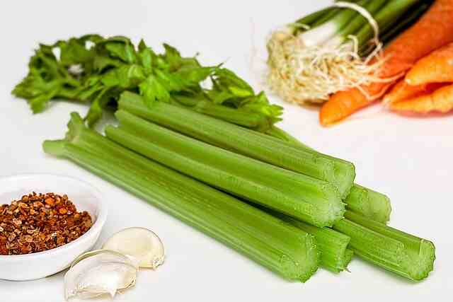 芹菜汁:自然疗法